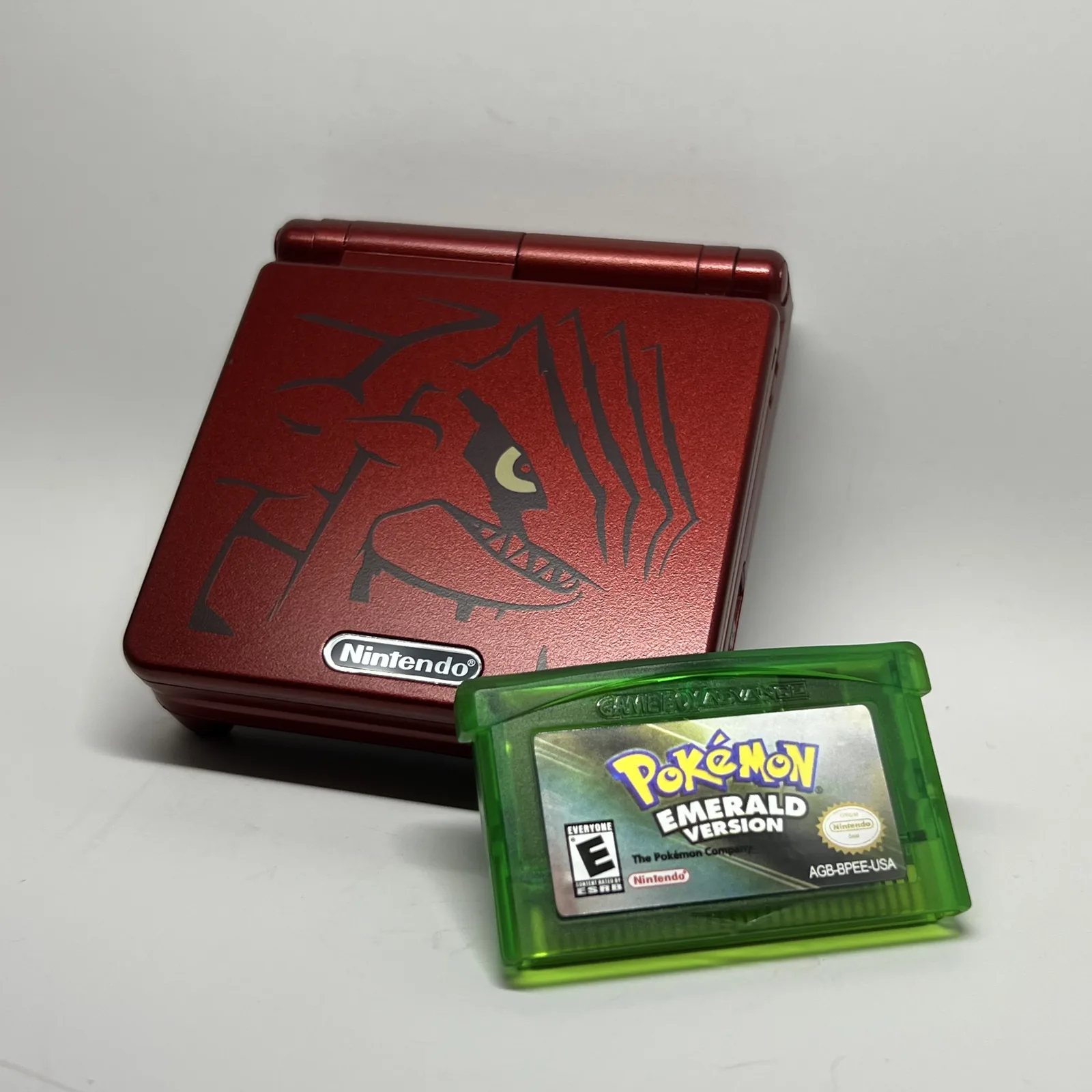 Gameboy Advance SP - Groudon Edition photo 5