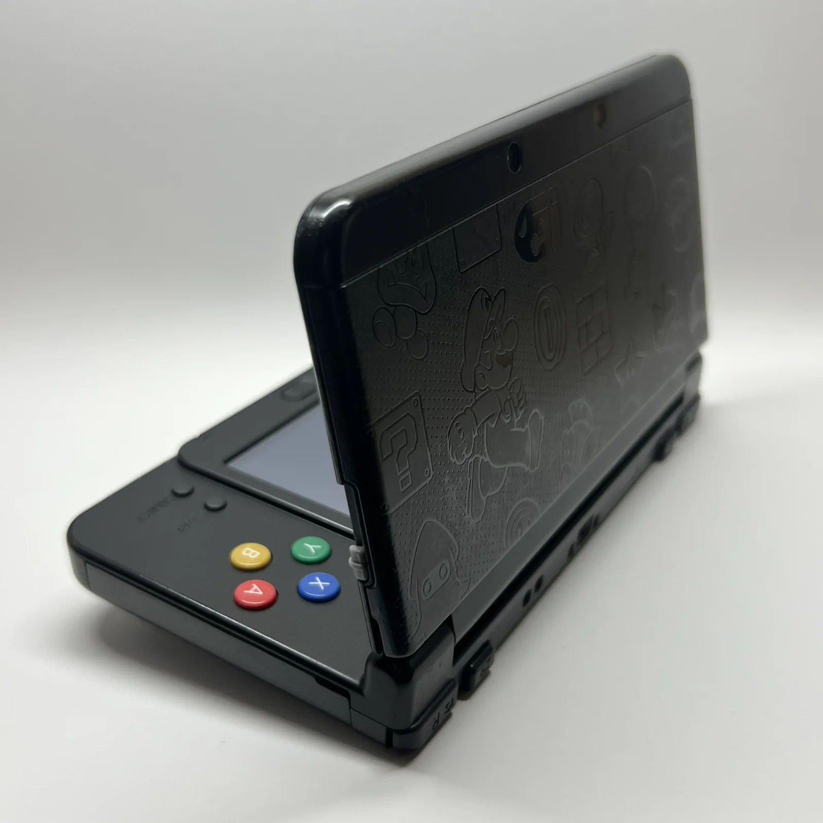 Nintendo 3DS Limited Edition 2016 Black Friday Edition with Stylus and Charger photo 3